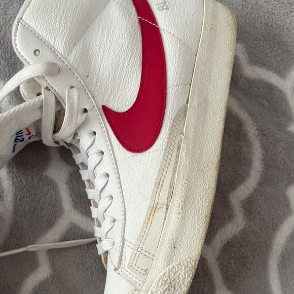 Nike blaze White and Red High-Top Athletic Shoes - Picture 7 of 10
